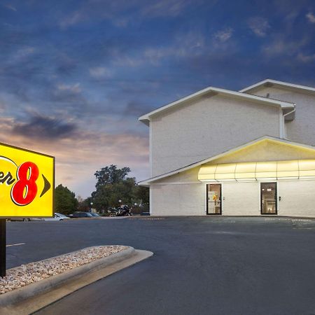 Super 8 By Wyndham Columbus Airport Hotel Kültér fotó