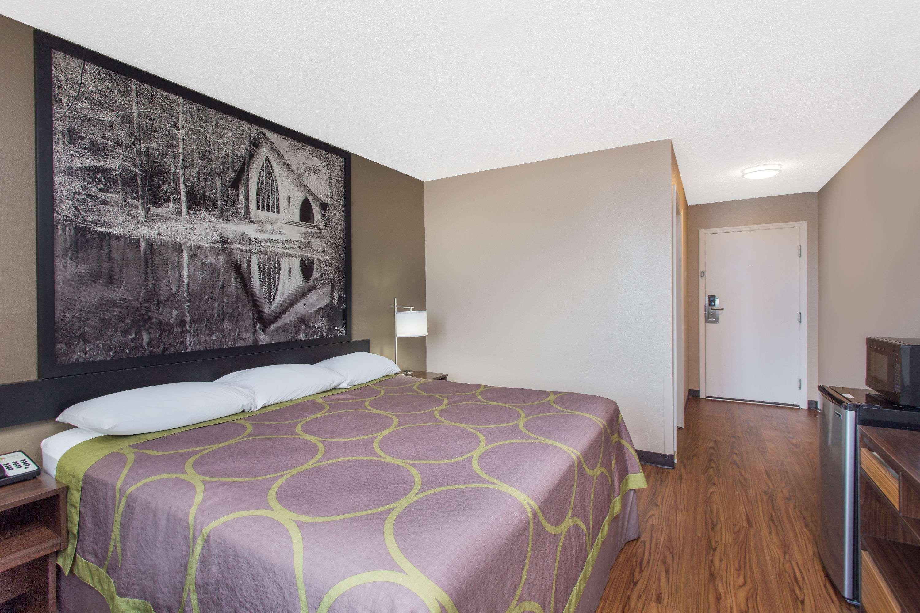 Super 8 By Wyndham Columbus Airport Hotel Kültér fotó
