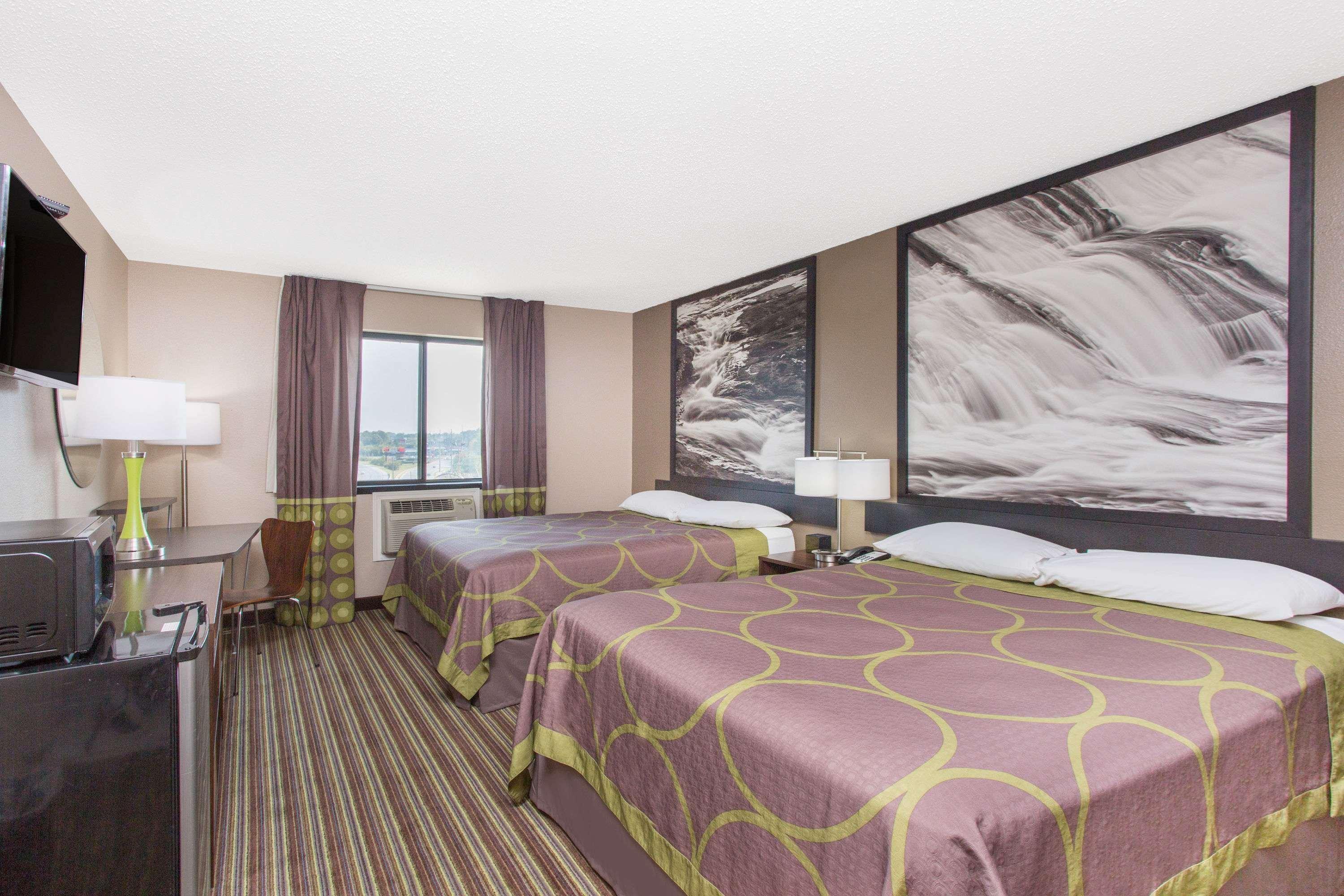 Super 8 By Wyndham Columbus Airport Hotel Kültér fotó