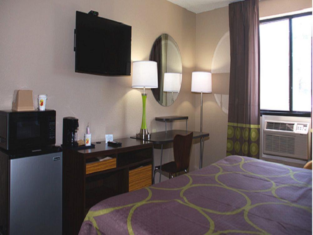 Super 8 By Wyndham Columbus Airport Hotel Kültér fotó